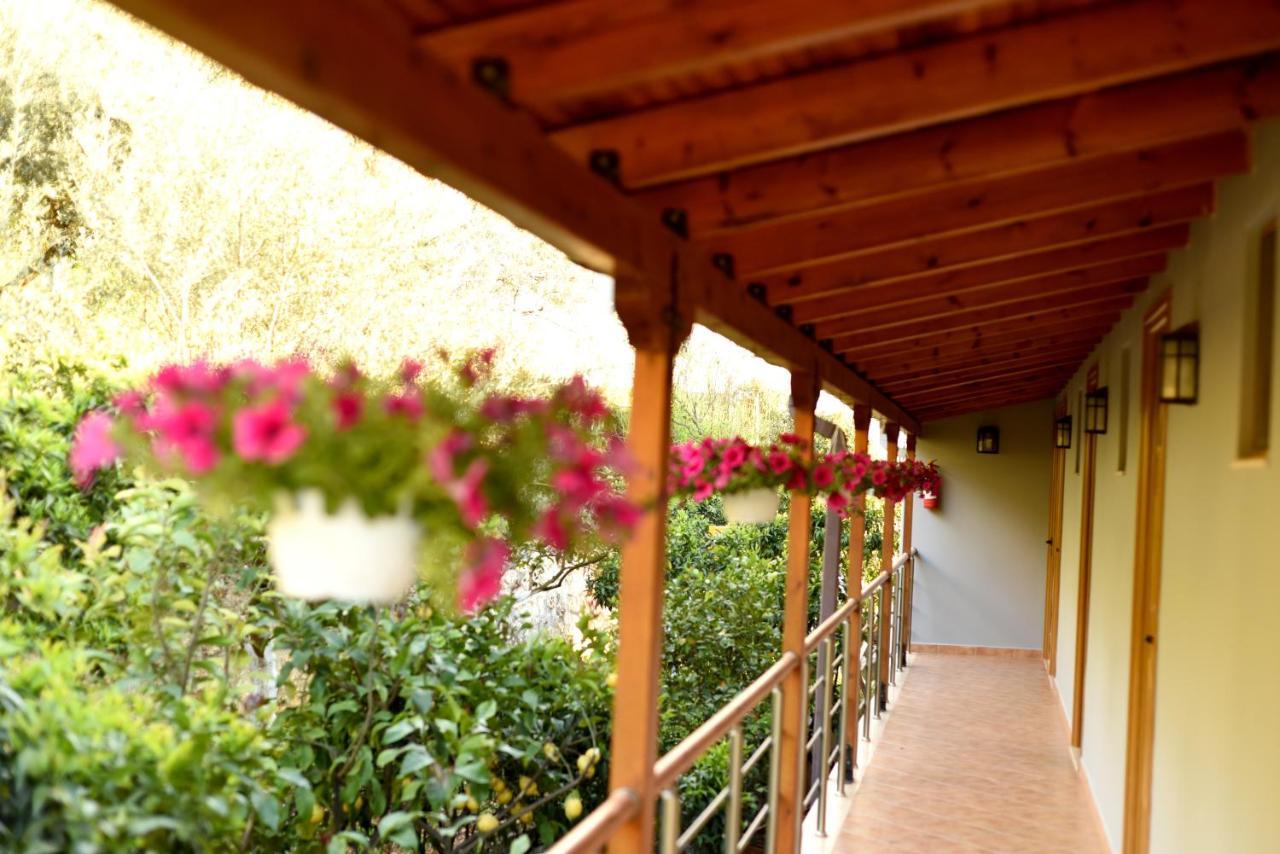 Hotel Ramosaco, Radhime, Vlore Exterior foto