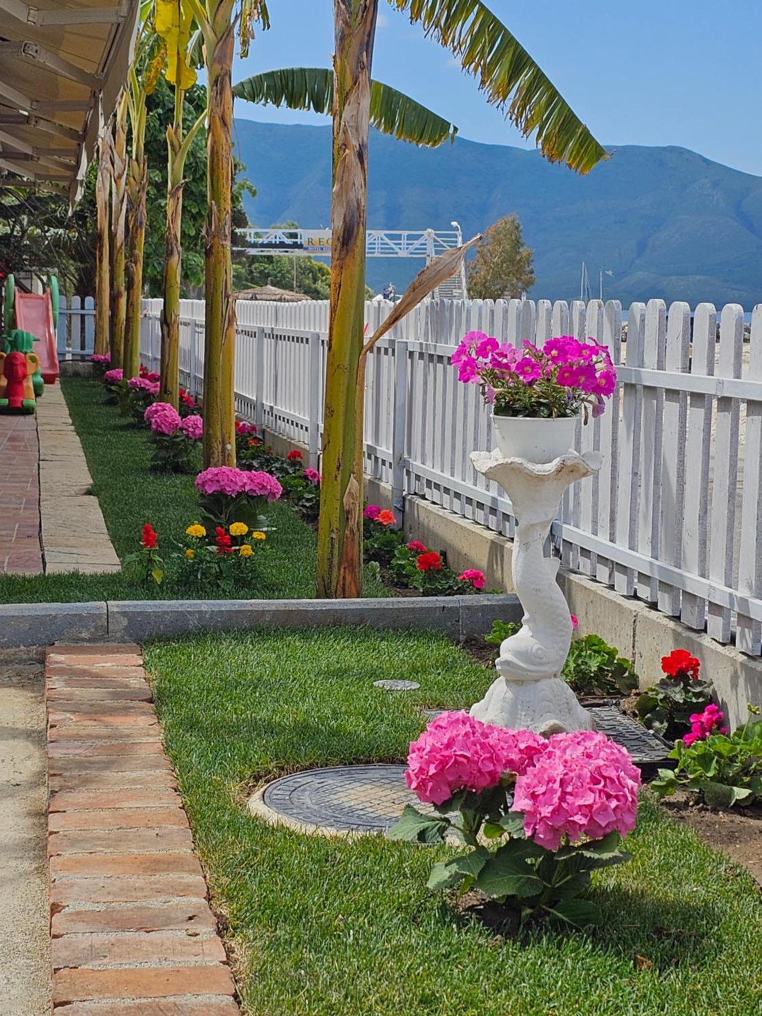 Hotel Ramosaco, Radhime, Vlore Exterior foto